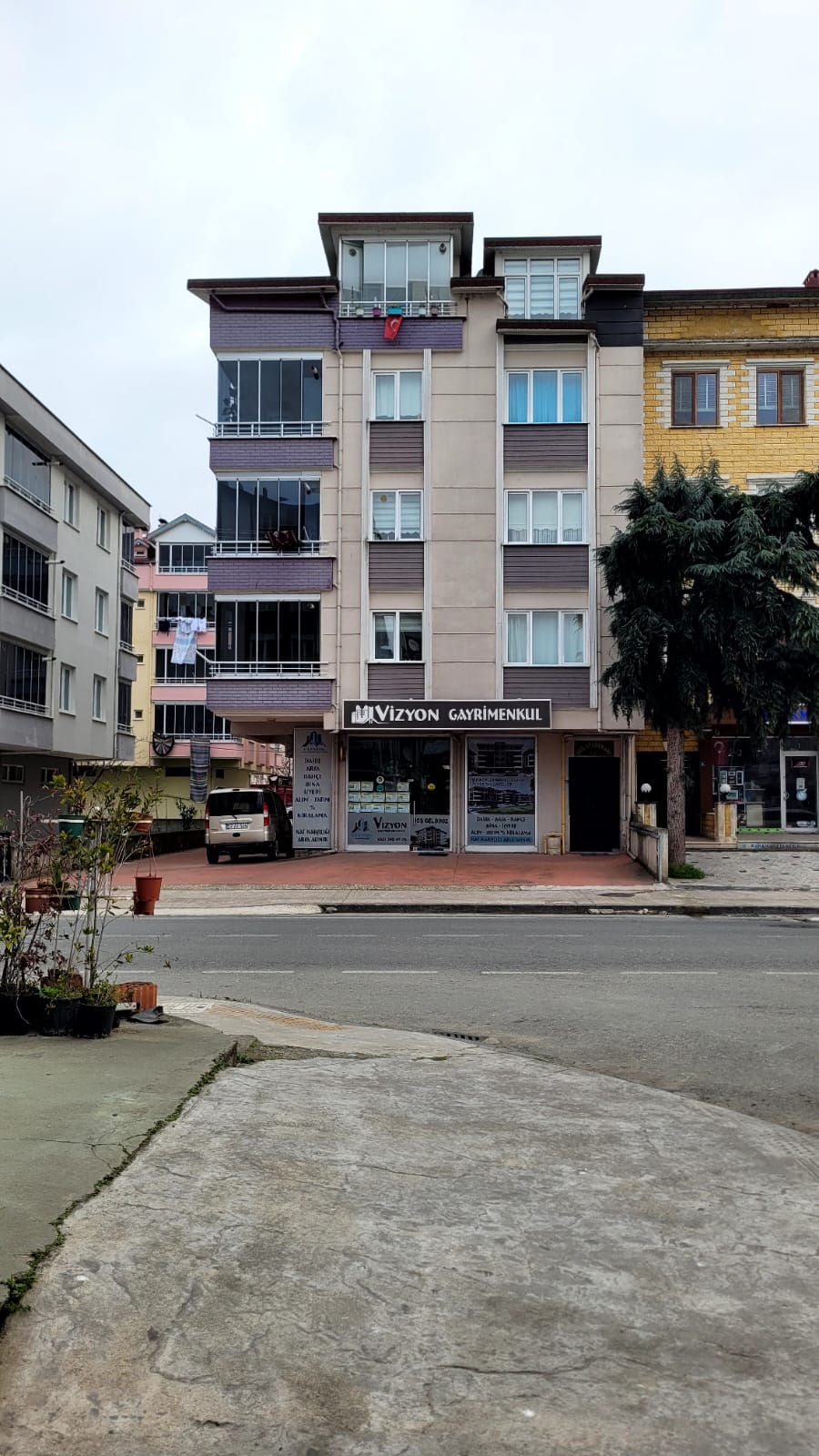 KARŞIYAKA ÇATI KATI